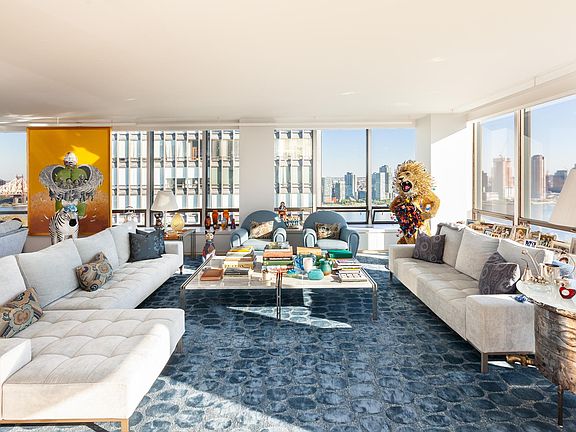 3rd image of 860 United Nations Plz APT 27A