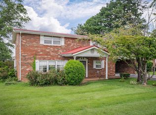 420 Polk St, Sparta, TN 38583
