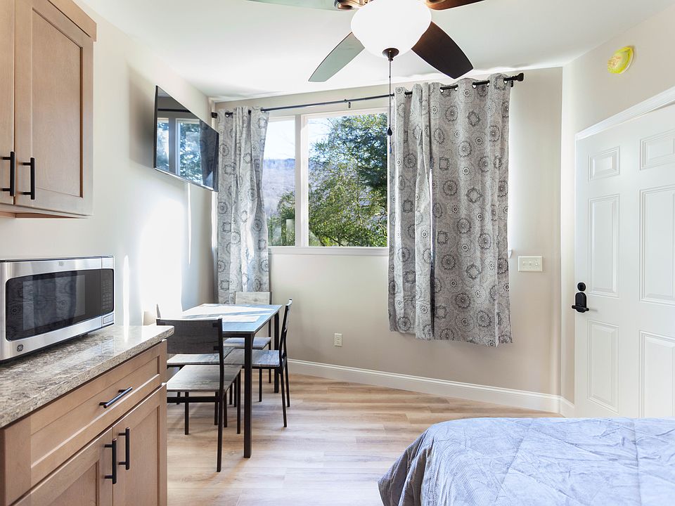 Beautiful views of lookout mountain from your bed!
