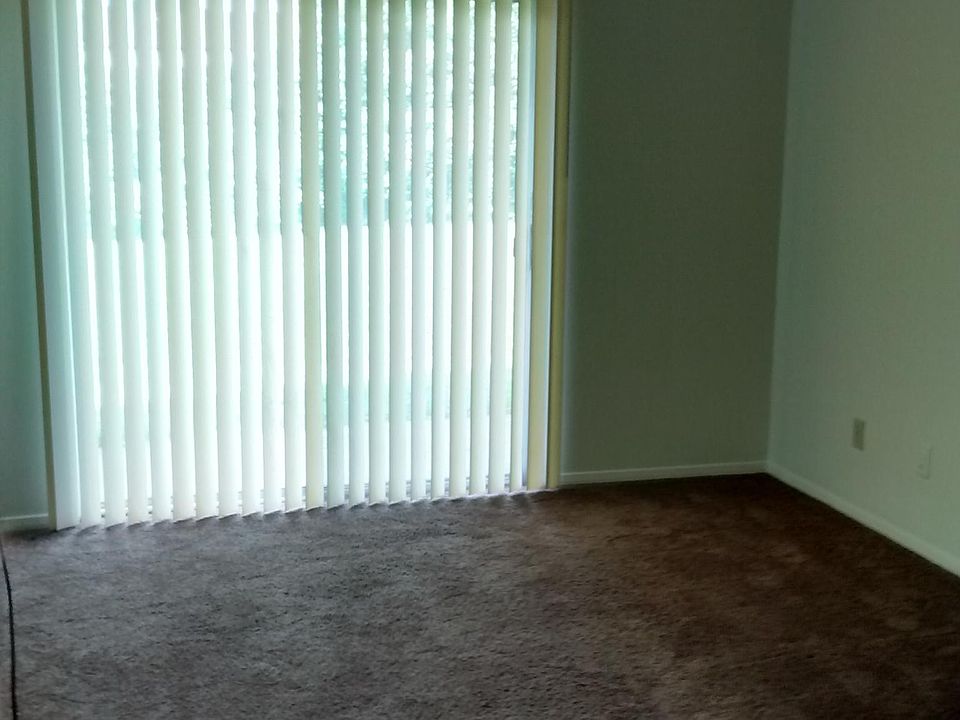 Walk out patio off living room