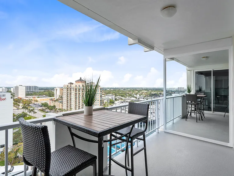 2800 E Sunrise Blvd #19D — Photo 31