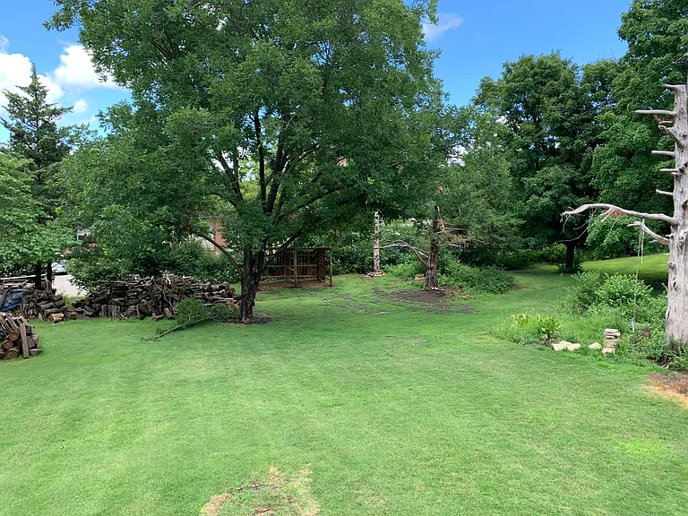 2212 Cedar Acres Dr #B — Photo 32