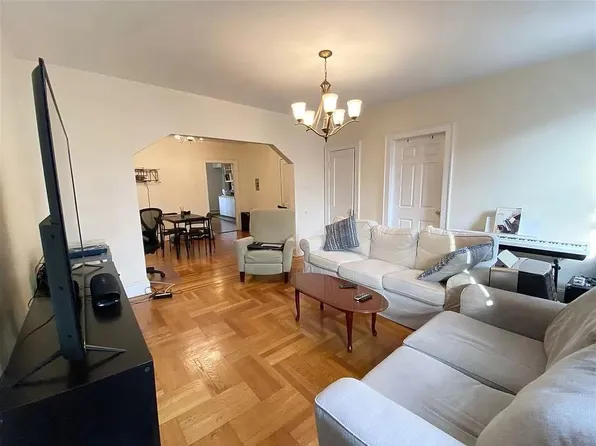 288 7th Street image 1 of 9