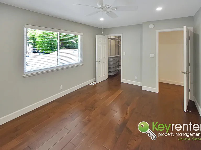 2255 Segundo Ct #2 — Photo 13