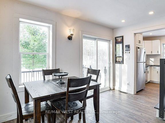 3rd image of 1295 Deep Bay Rd