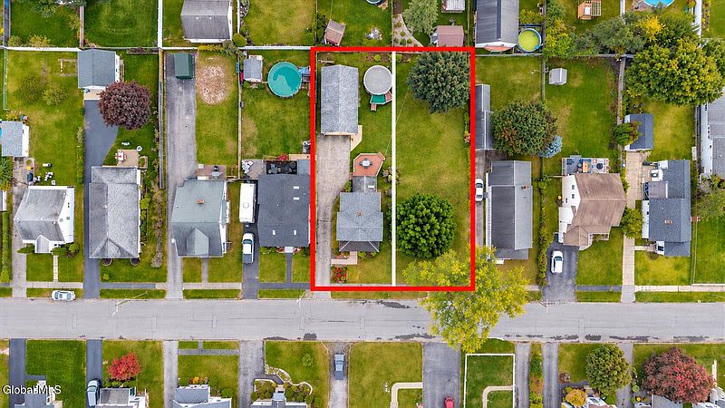 3rd image of 1125 Trinity Avenue