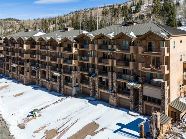 565 S Vasels Rd #5G, Brian Head, UT 84719