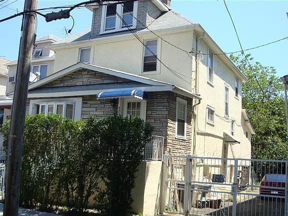 2nd image of 532 Beach Ave