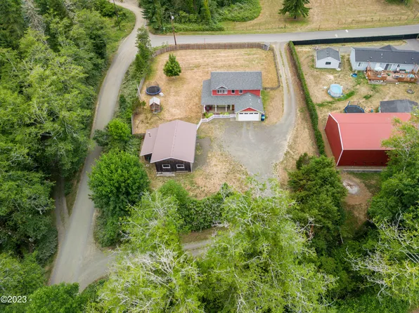 647 N Deer Dr, Otis, OR 97368