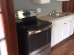 54 Oxford St APT B1, Hartford, CT 06105