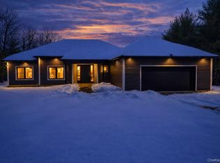 58 Dunn Town Rd, Wurtsboro, NY 12790