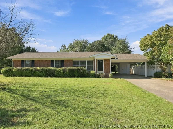 420 Jamestown Ave, Fayetteville, NC 28303
