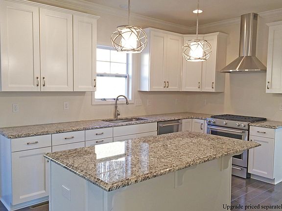3rd image of 4295 Campbell View Ln