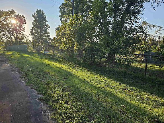 3rd image of 13488 County Road 2290