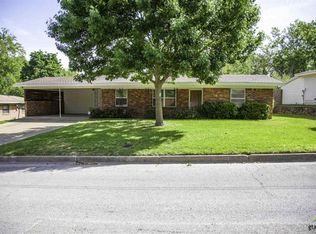 2720 Brentwood Dr, Tyler, TX 75701