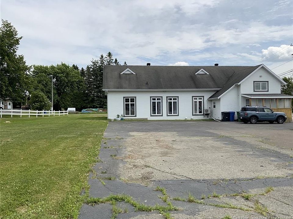 1st image of 79 Principale Rd