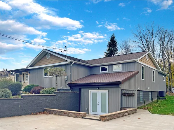 209 King Ave, New Castle, PA 16101