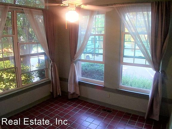5th image of 3030 W Prentice Ave Unit L