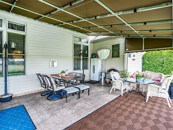 3rd image of 172 Stonehaven Dr #15
