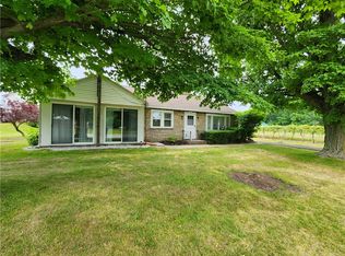 1040 Freeport Rd, North East, PA 16428