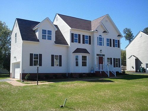 1st image of 8804 Minna Dr