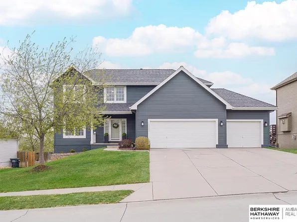 15366 Curtis Ave, Omaha, NE 68116
