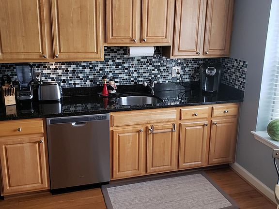 5th image of 14109 Yorkshire Woods Dr