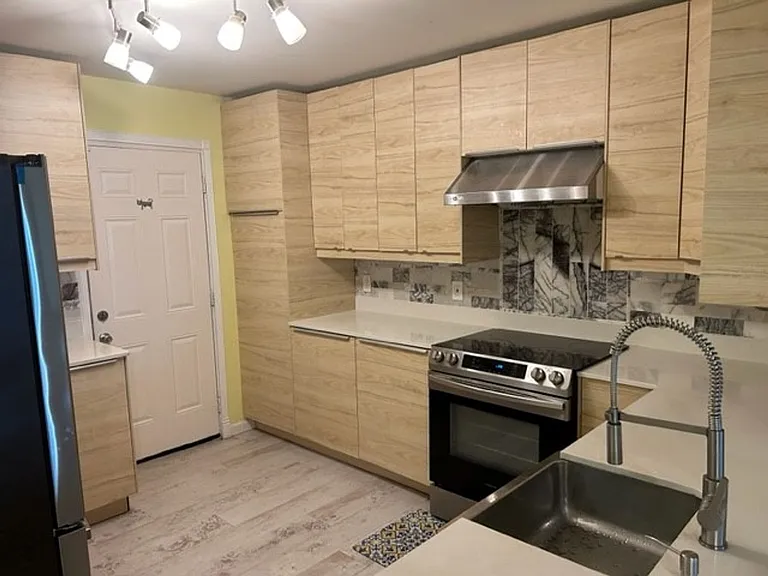 4829 Tunlaw Ct — Photo 2