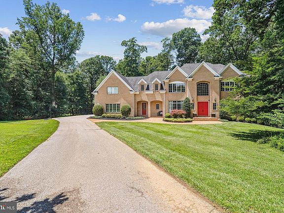 2nd image of 6820 Green Hollow Way