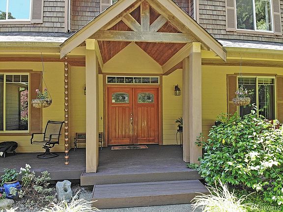 4th image of 8535 44th Ave NW
