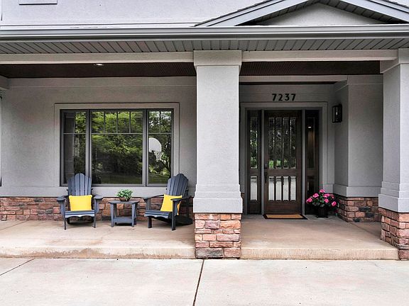 3rd image of 7237 Spring Creek Cir