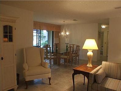 4th image of 400 18th St Unit 1-16