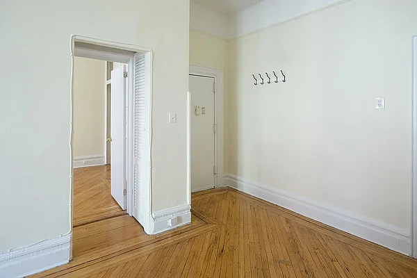 Rented by CG Realty | media 16