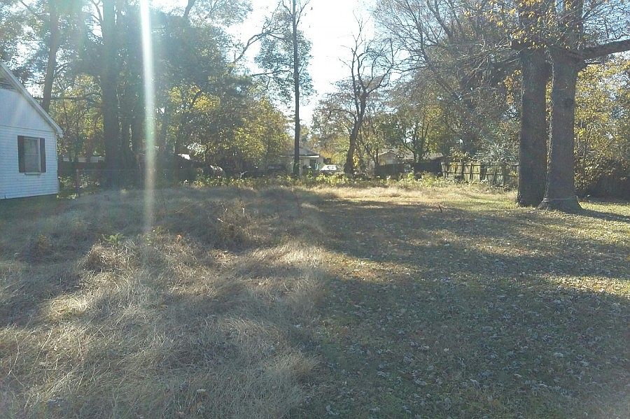 2nd image of 4408 School St