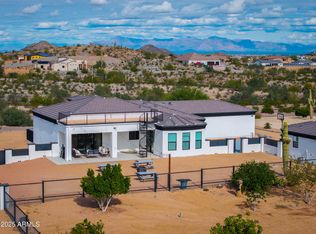 2529 W Magma Road, San Tan Valley, AZ 85144
