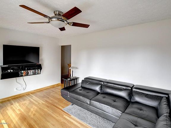 04 2411 McGee Dr Nanette & George Tafel