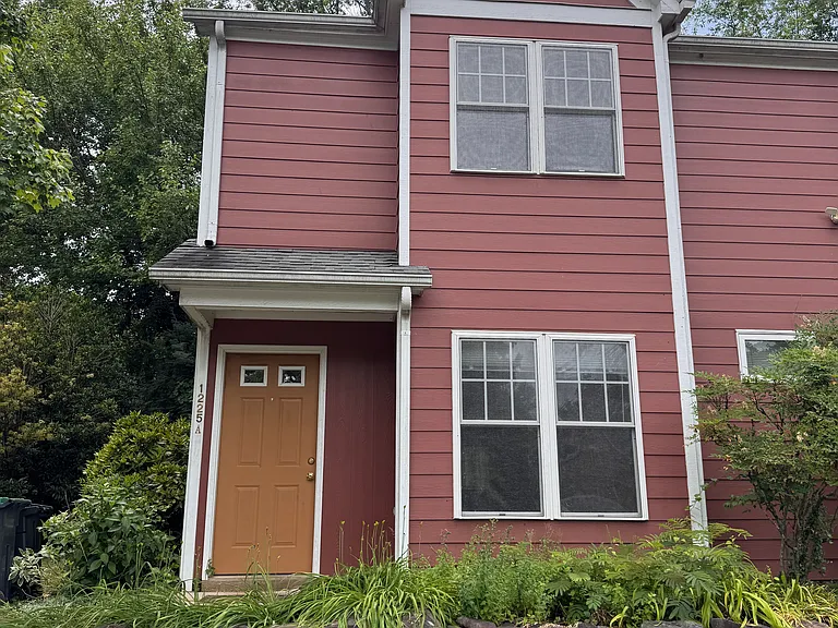 Coleman Ct — Photo 1