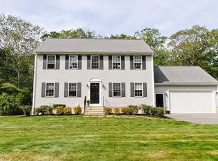 775 Russells Mills Rd, Dartmouth, MA 02748