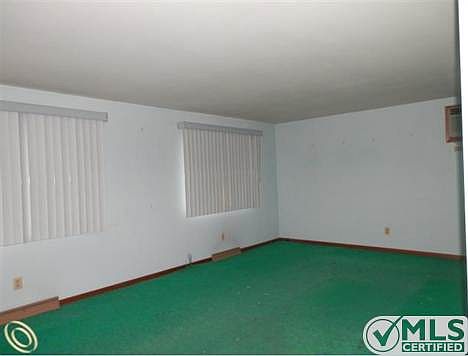 Living Room.JPG