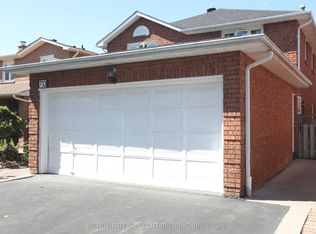 70 Governor Cres, Vaughan, ON L4L5G7