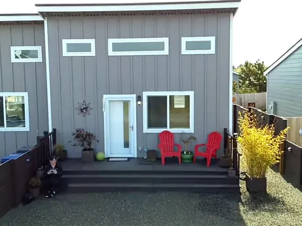 1082 Fairwood Drive SW #B, Ocean Shores, WA 98569