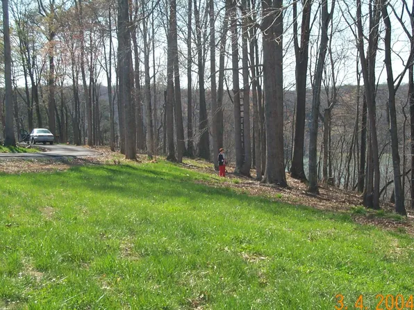 32 Laurel Wood Ln, Nancy, KY 42544