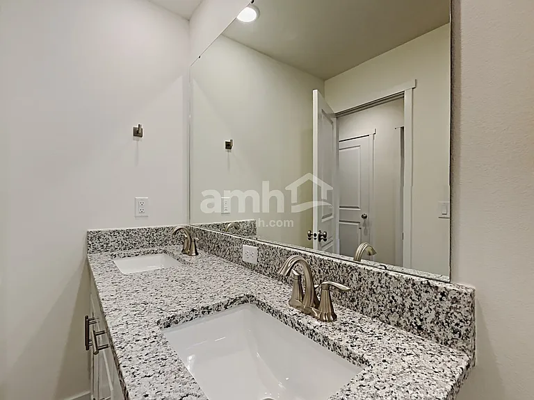 33108 Ten Trails Pkwy SE — Photo 13