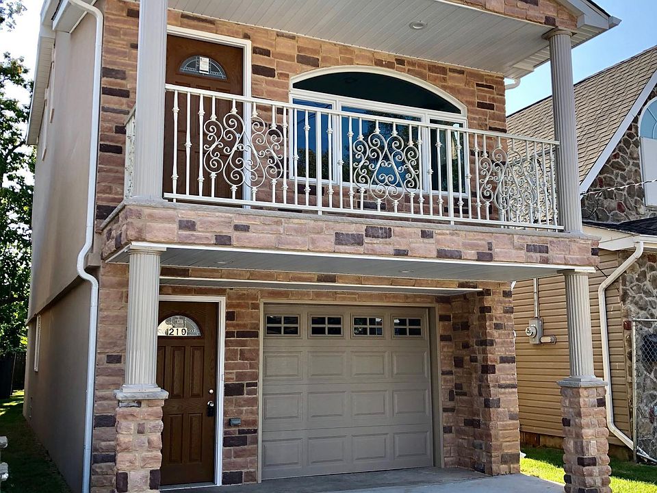 1st image of 210 Wiman Ave
