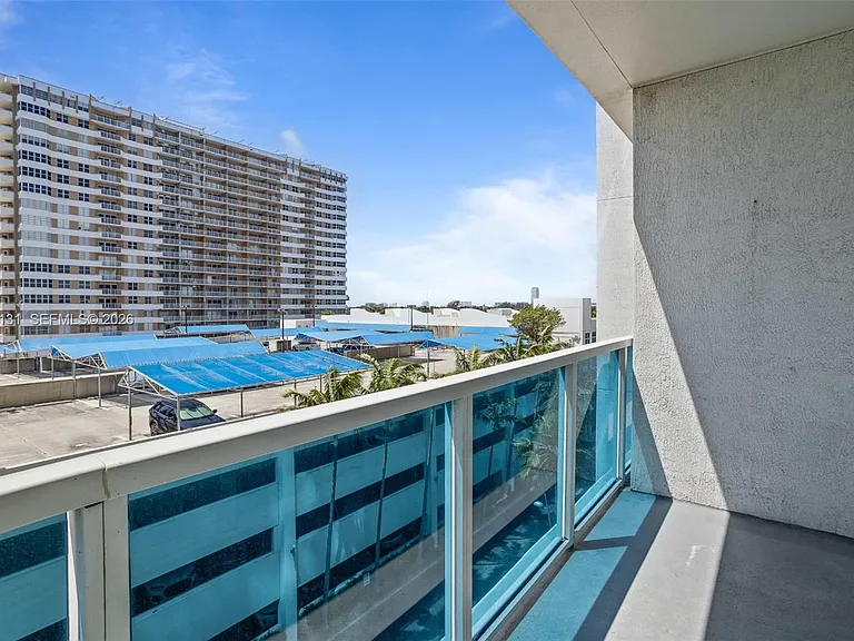 1945 S Ocean Dr #503 — Photo 6