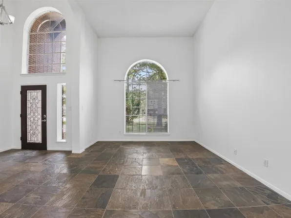 15010 Chestnut Falls Dr, Cypress, TX 77433