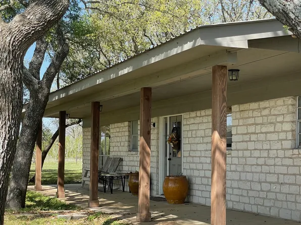 6315 Beau Allen Ct, Salado, TX 76571