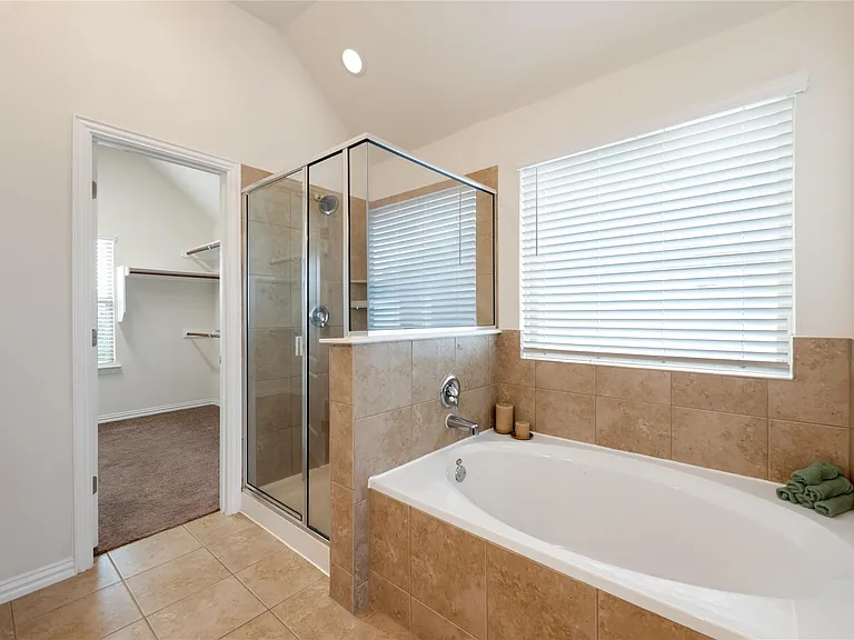 156 Banana St — Photo 21