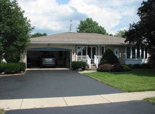 205 Warner Rd, Lancaster, NY 14086