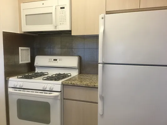 Rented by Michael W Gunzburg, LREB | media 14